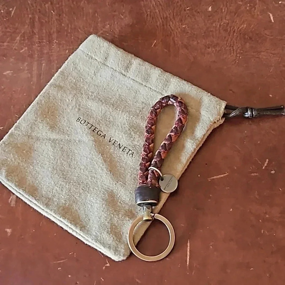 Bottega Veneta Intrecciato Leather Key Ring - Picture 1 of 3